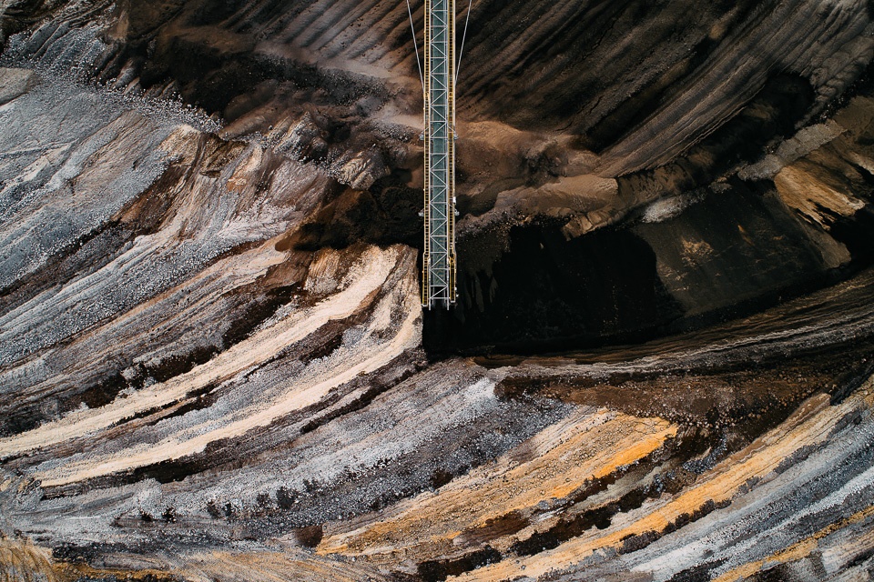 the coal mine series by tom hegen