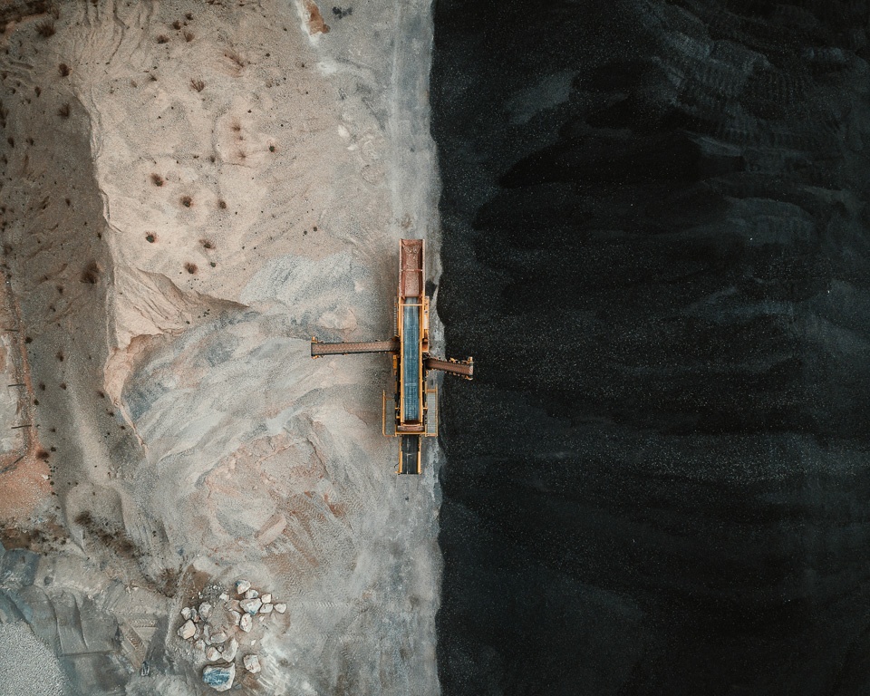 the coal mine series by tom hegen