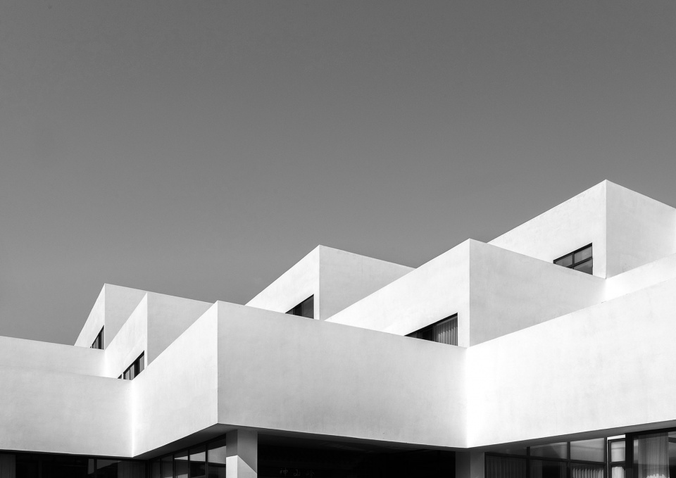 architectural design of the shenshan ridge integrated service center china by 3andwich design he wei studio