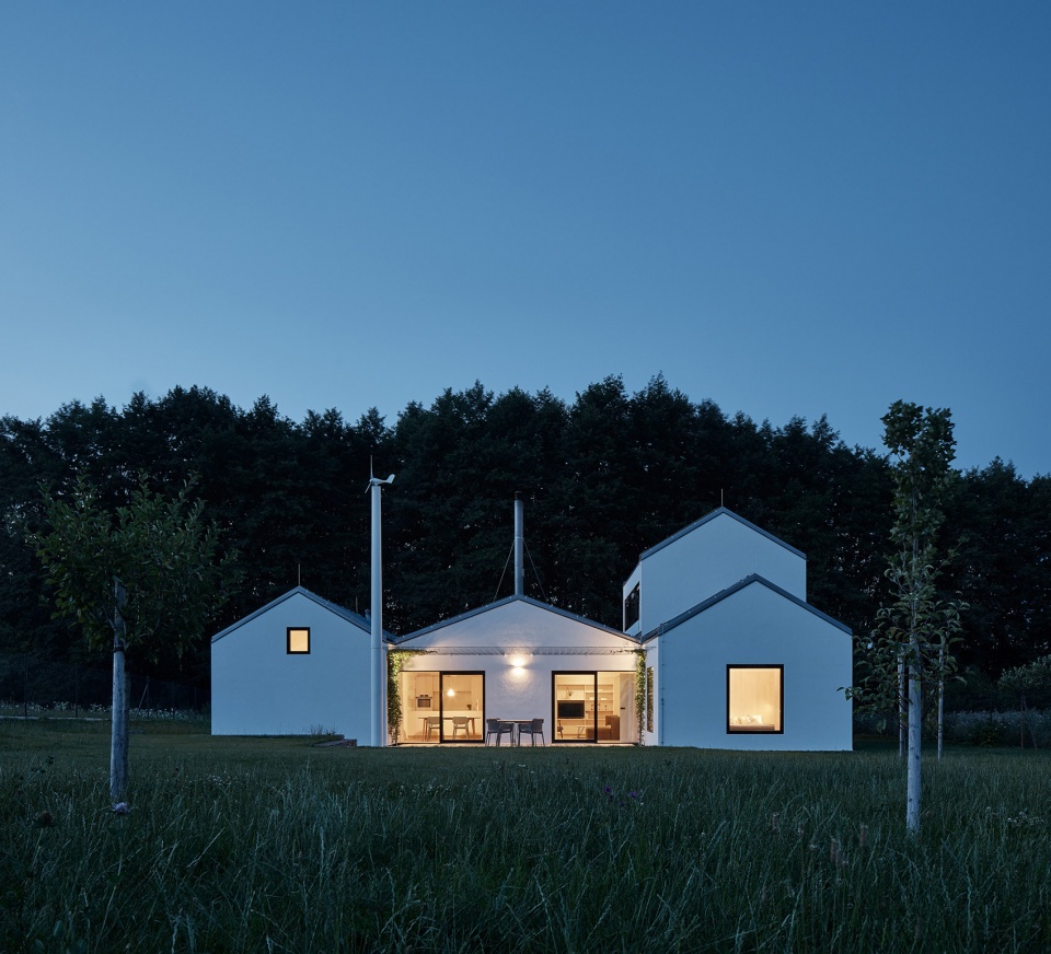 summer house by ddaann architects