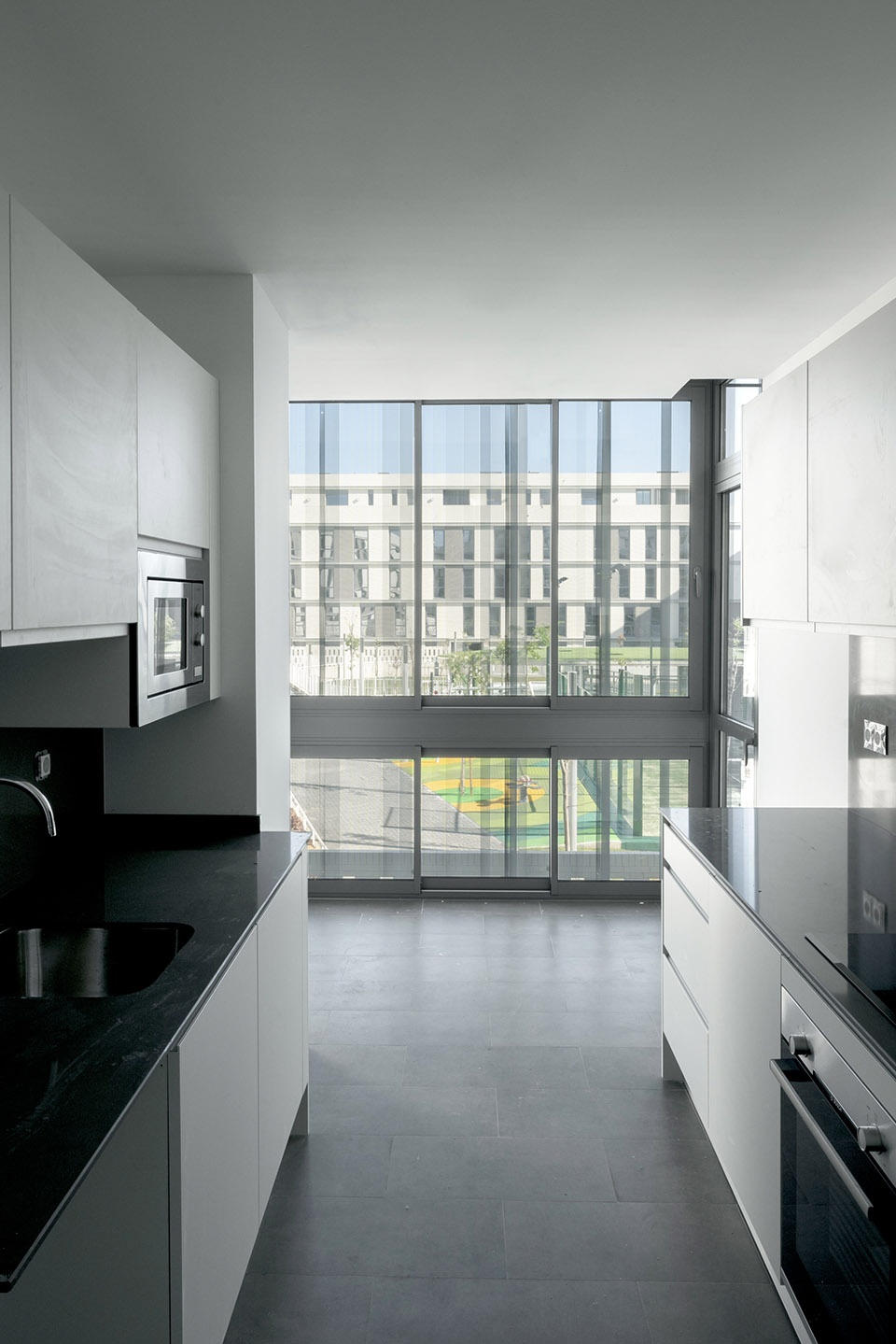 habitat boulevar 123 dwellings in mairena del aljarafe by gabriel verd arquitectos buro4 arquitectos slp