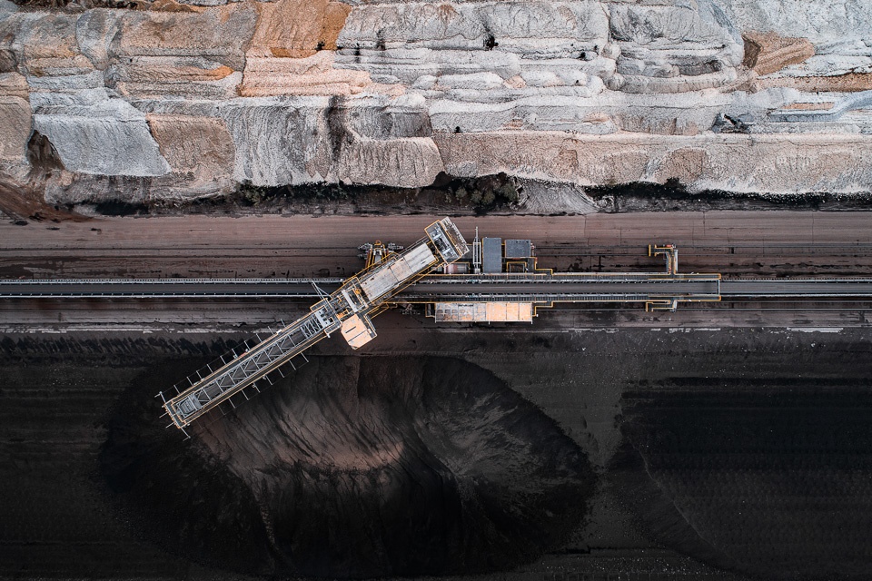 the coal mine series by tom hegen