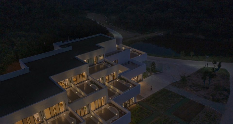 architectural design of the shenshan ridge integrated service center china by 3andwich design he wei studio