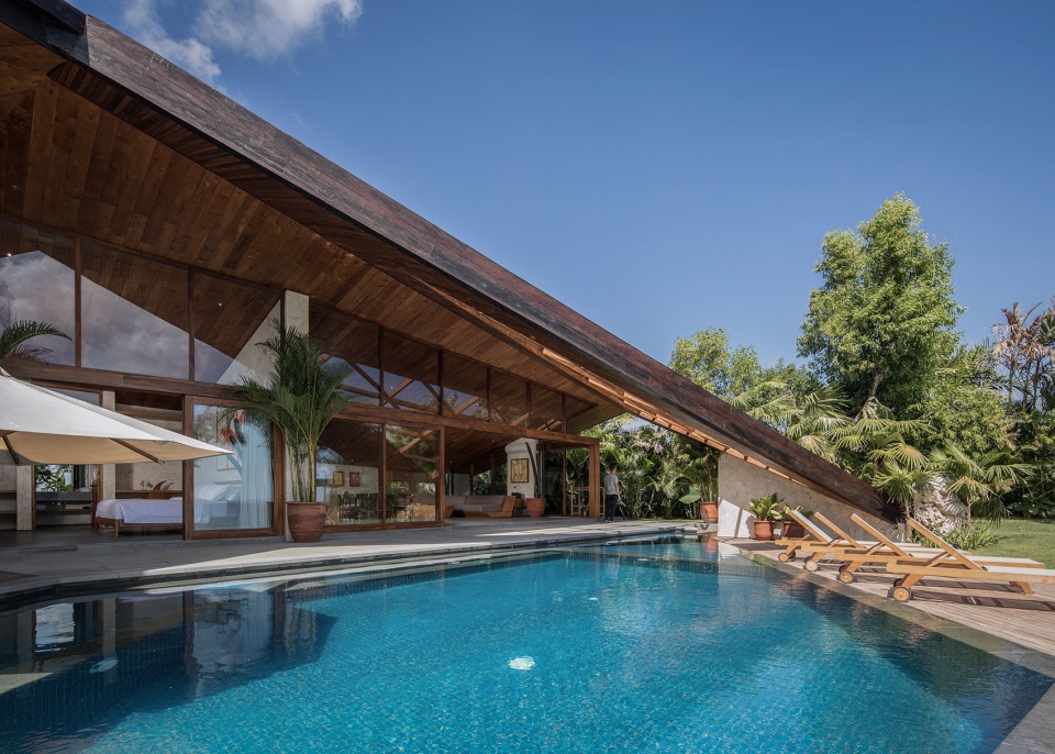 house carbon by alexis dornier