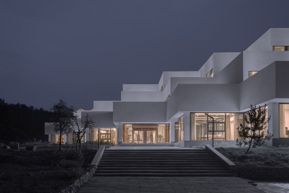 architectural design of the shenshan ridge integrated service center china by 3andwich design he wei studio