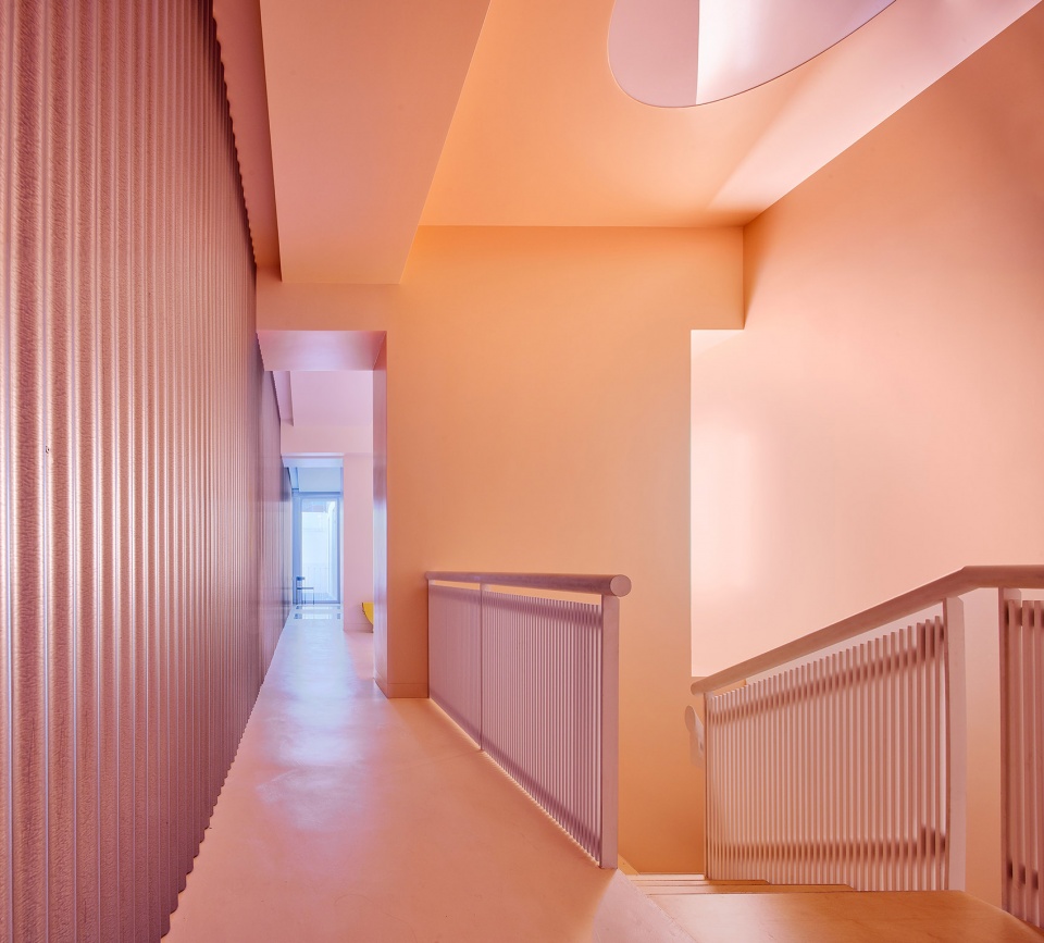 casa a12 by lucas y hernandez gil arquitectos