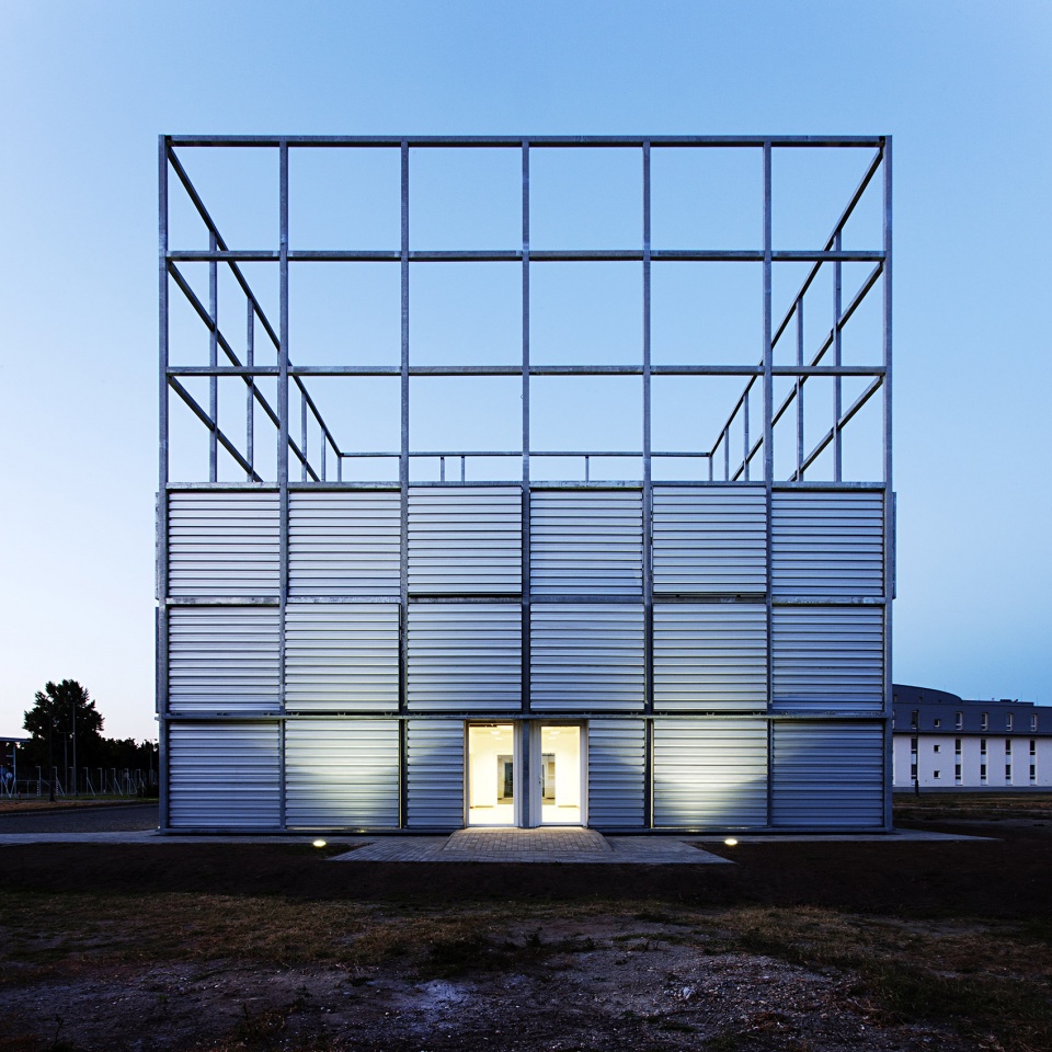 dem power engineering laboratory building by napur architect