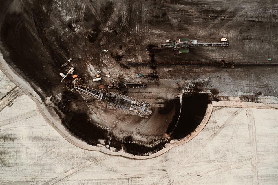 the coal mine series by tom hegen