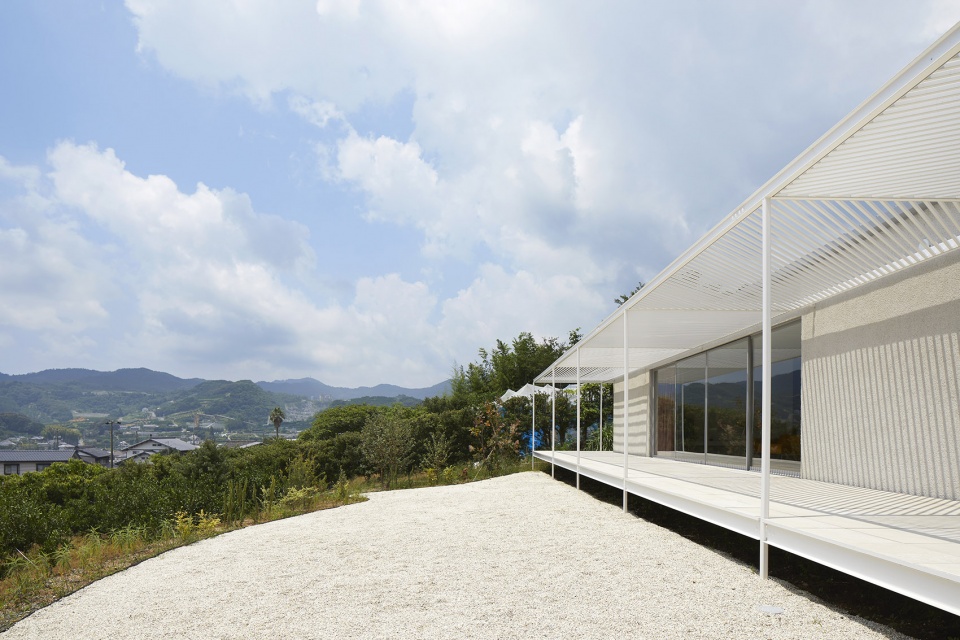 house in shiraiwa by 2id architects
