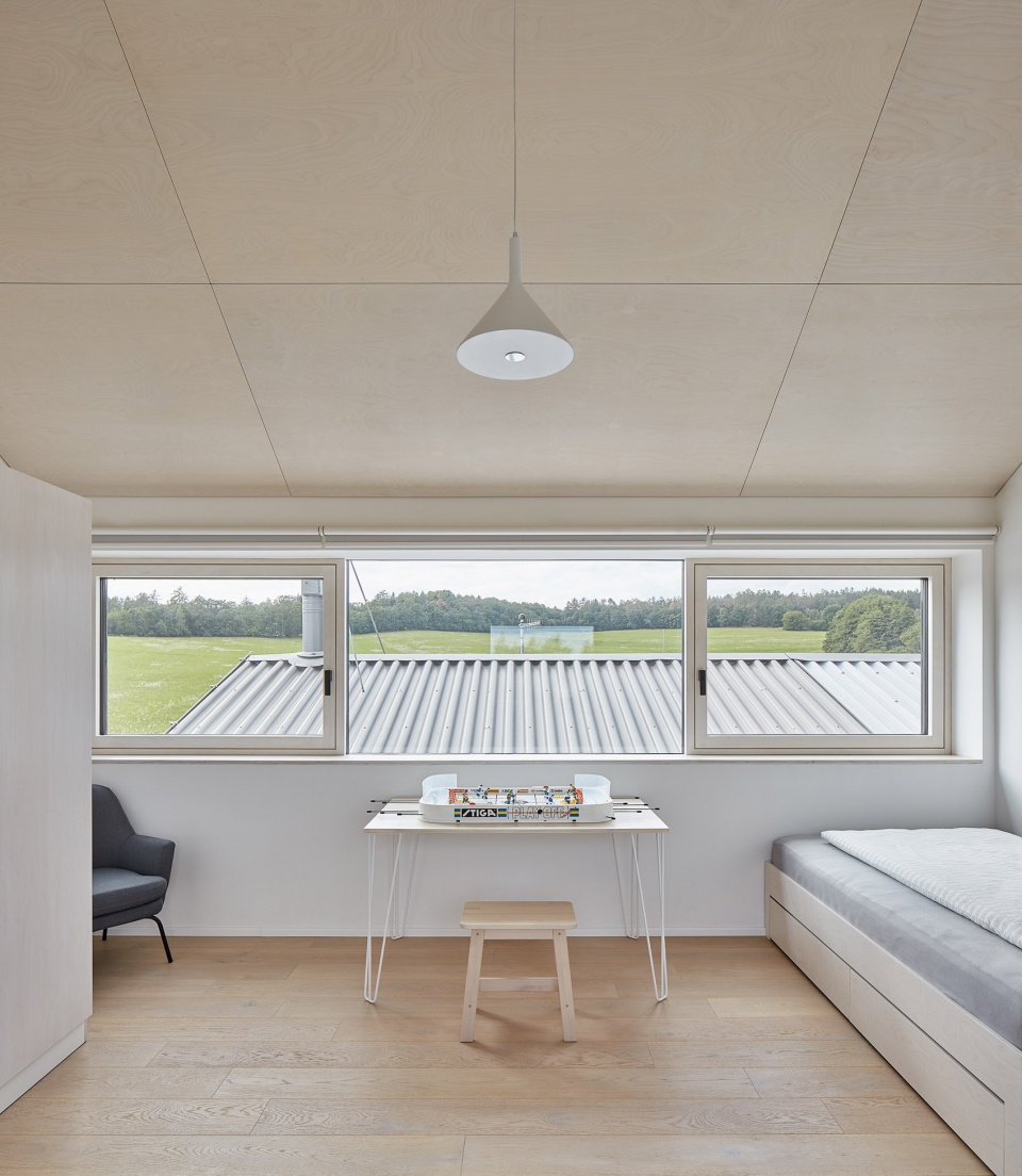 summer house by ddaann architects