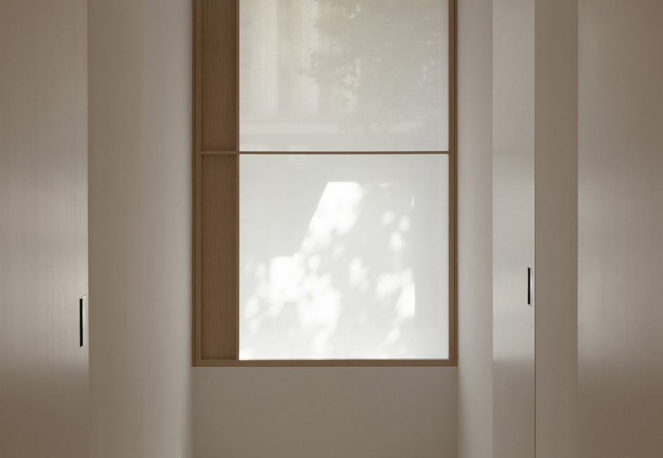 swiss concept clinic by francesc rife studio
