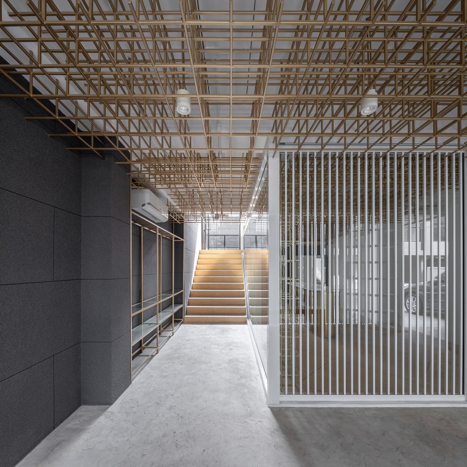 the renovation of sriwara office by fattstudio