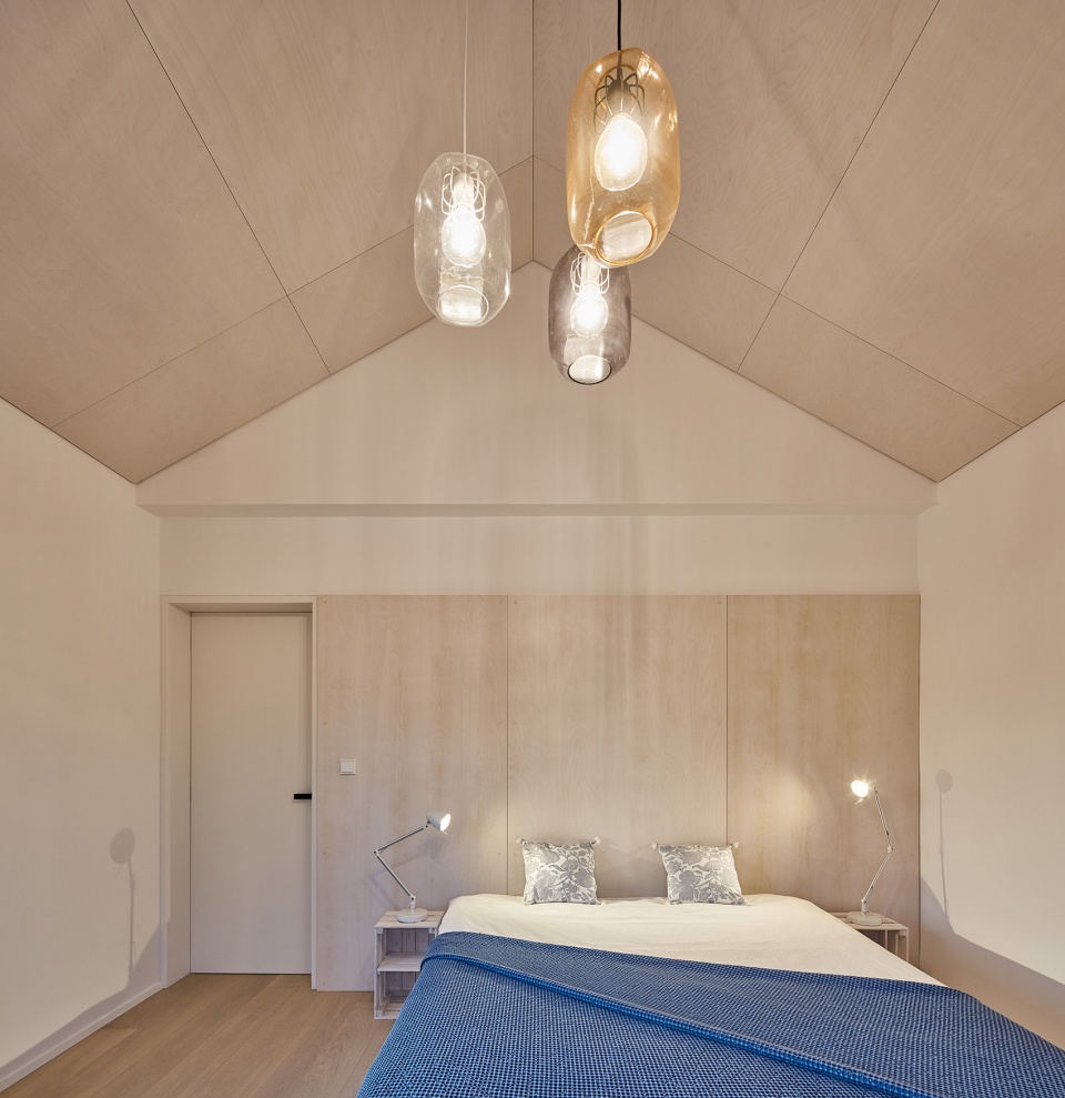 summer house by ddaann architects