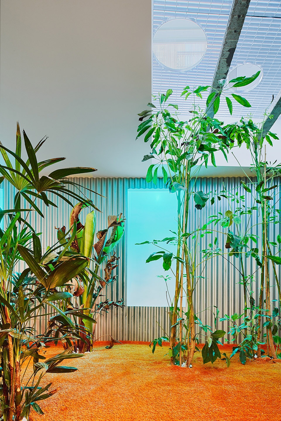 casa a12 by lucas y hernandez gil arquitectos