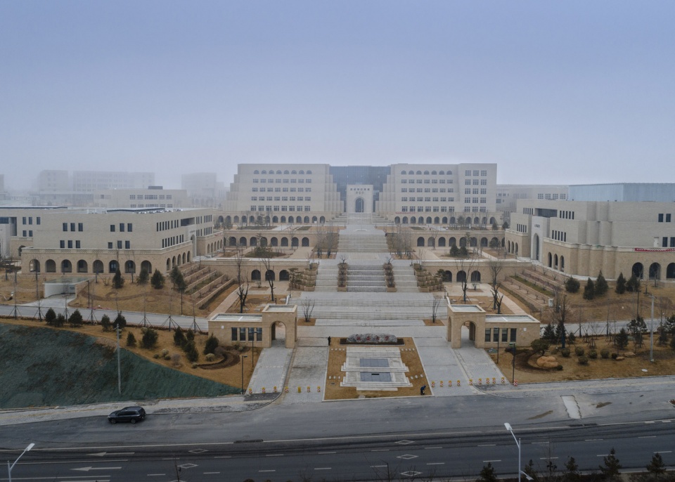 a complex of library museum and history museum of yanan university new campus china by architectural design research institute of tsinghu...