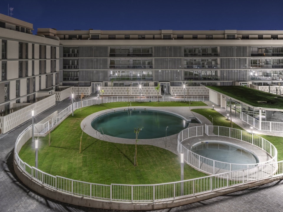 habitat boulevar 123 dwellings in mairena del aljarafe by gabriel verd arquitectos buro4 arquitectos slp