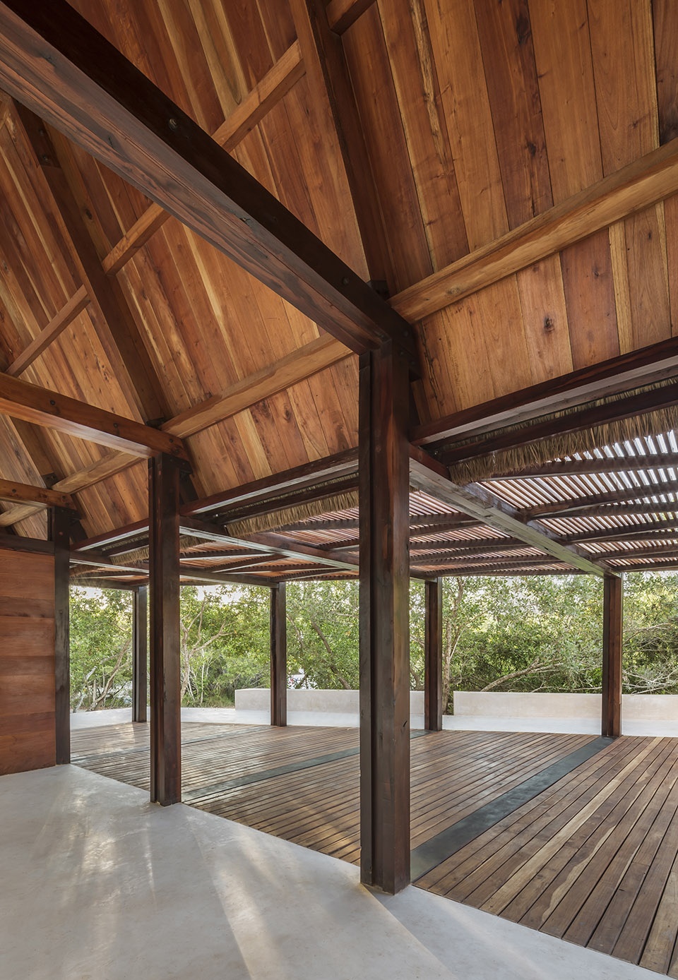 punta caliza by estudio macias peredo