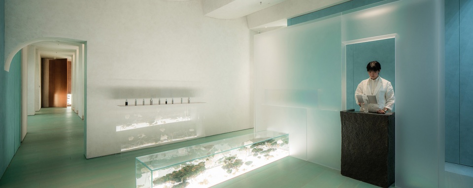 exhibition of frozen time china by waterfrom design