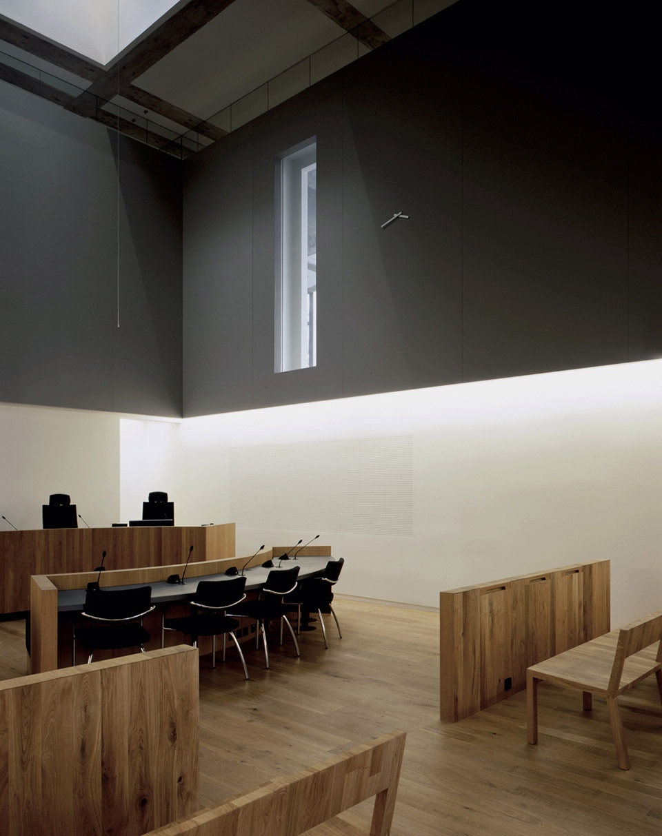 courthouse zwolle by hootsmans architectuurbureau