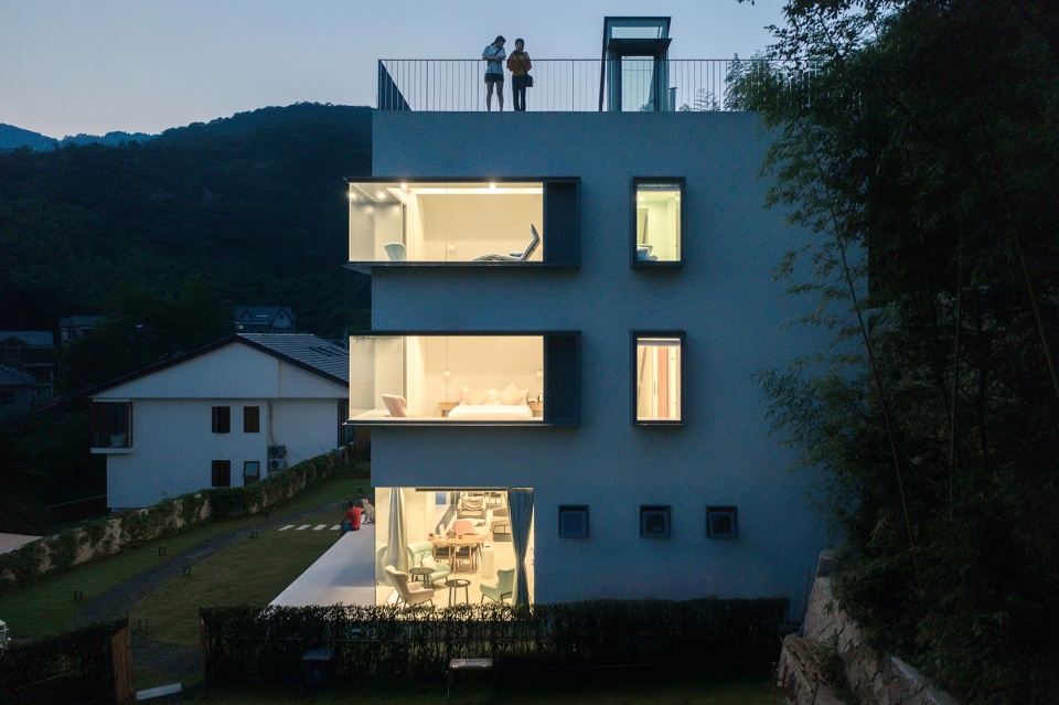 house of windows in moganshan china by officeproject