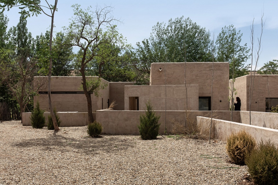 lost villa boutique hotel china by das lab