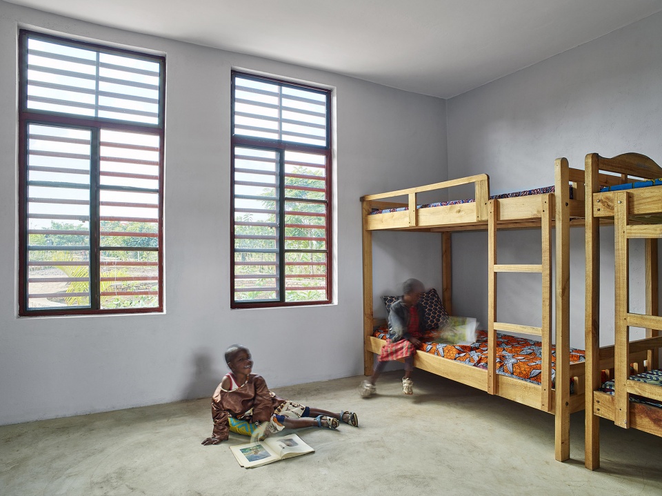 econef childrens center by asante architecture design and lonnqvist vanamo architects