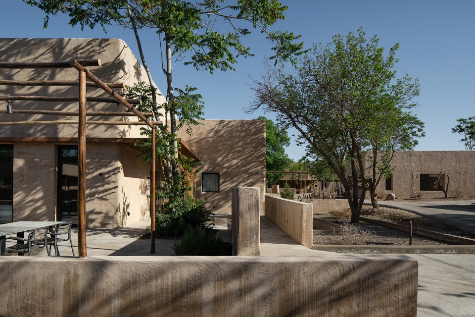 lost villa boutique hotel china by das lab