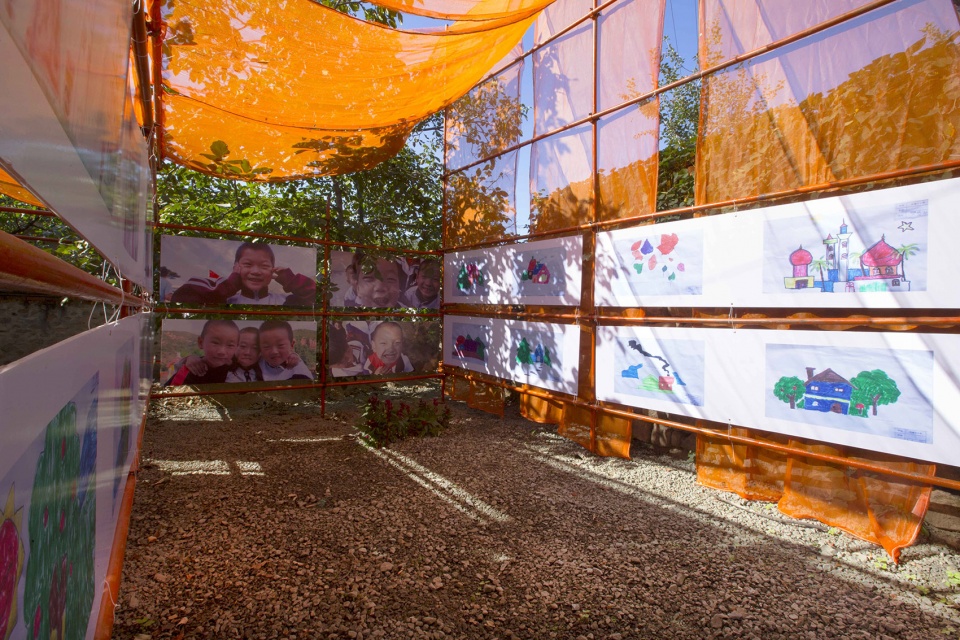 temporary exhibition facilities for harvest festival in shichengzizi village china by fu yingbin