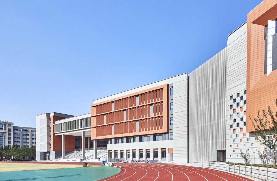 The Second Affiliated School of Fudan University TongJi Architectural Design