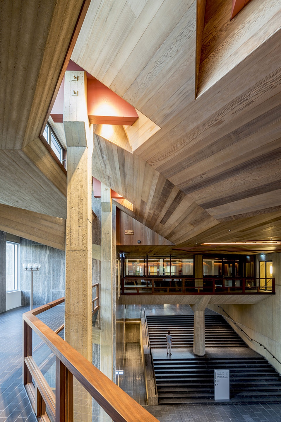 courthouse zwolle by hootsmans architectuurbureau