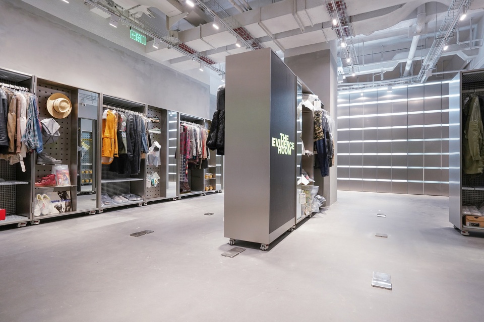 indefinitely china by or design
