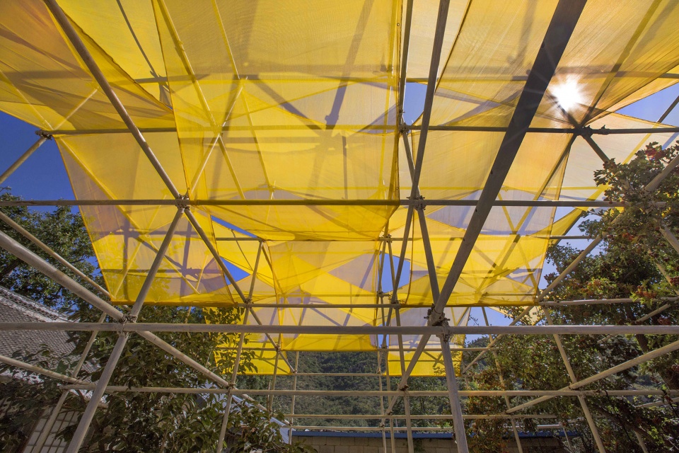 temporary exhibition facilities for harvest festival in shichengzizi village china by fu yingbin