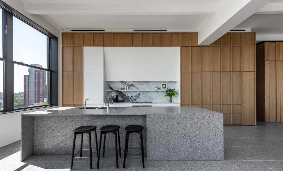 four corners loft by worrell yeung