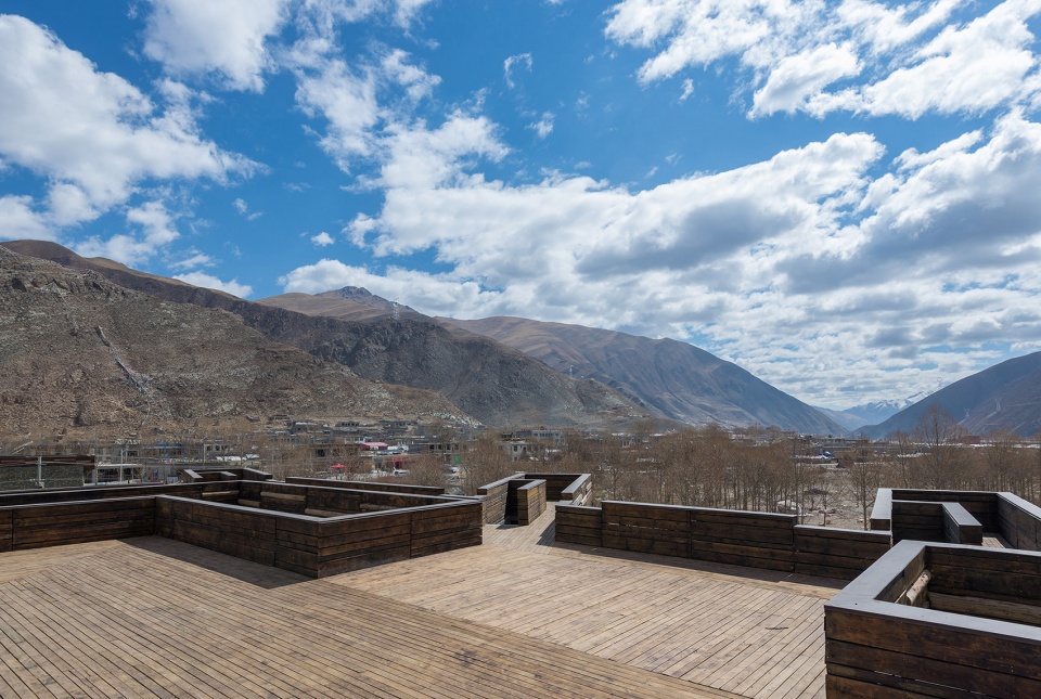 jianamani visitor center china by atelier teamminus