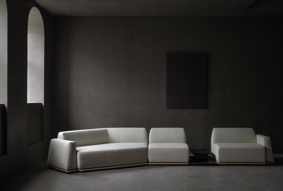 fnjis blockbusting release of new high end product crest line