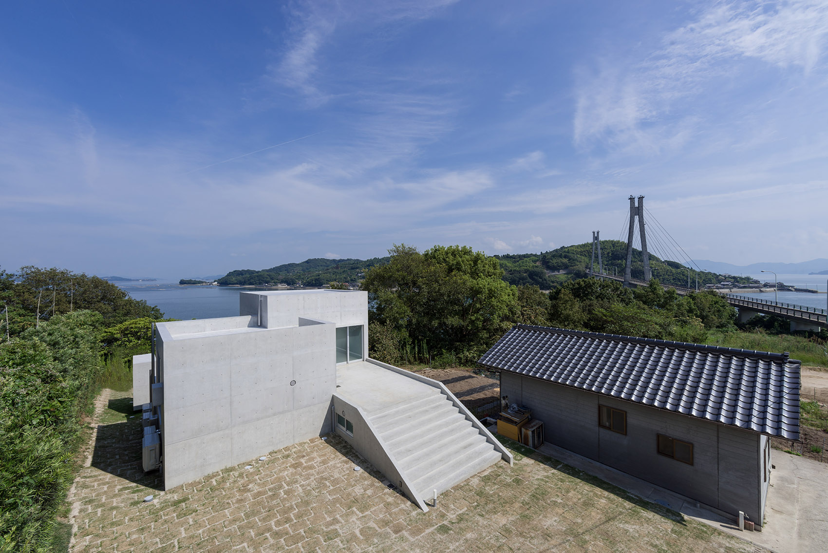 House in Akitsu by Kazunori Fujimoto - 谷德设计网