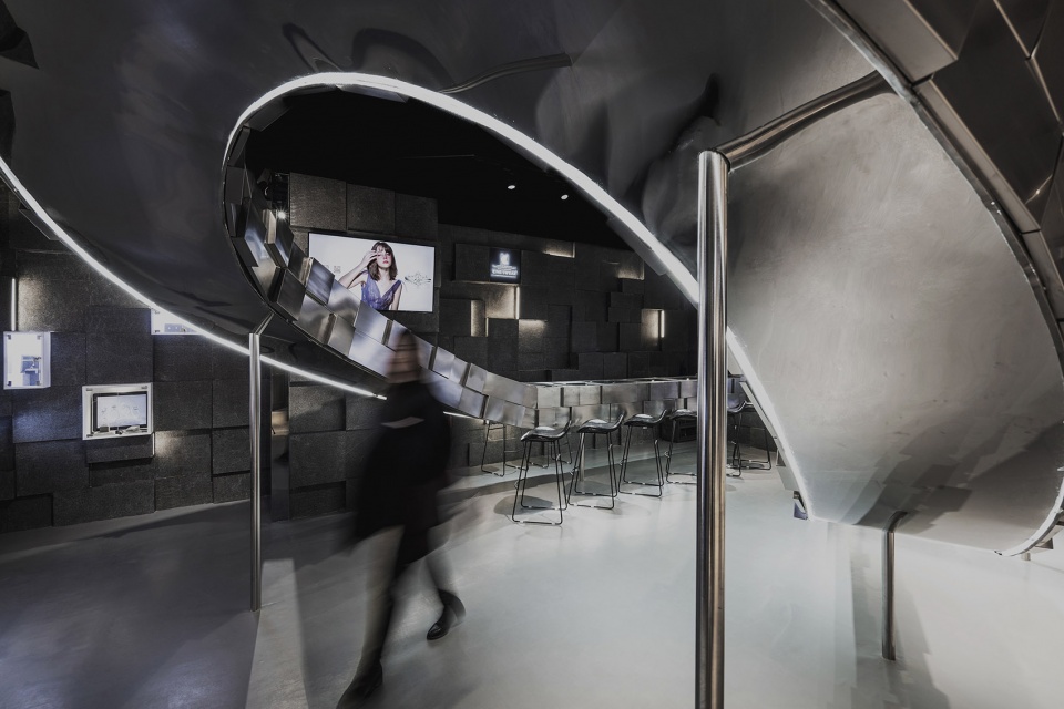 oneswear jewellery design store china by parallect design
