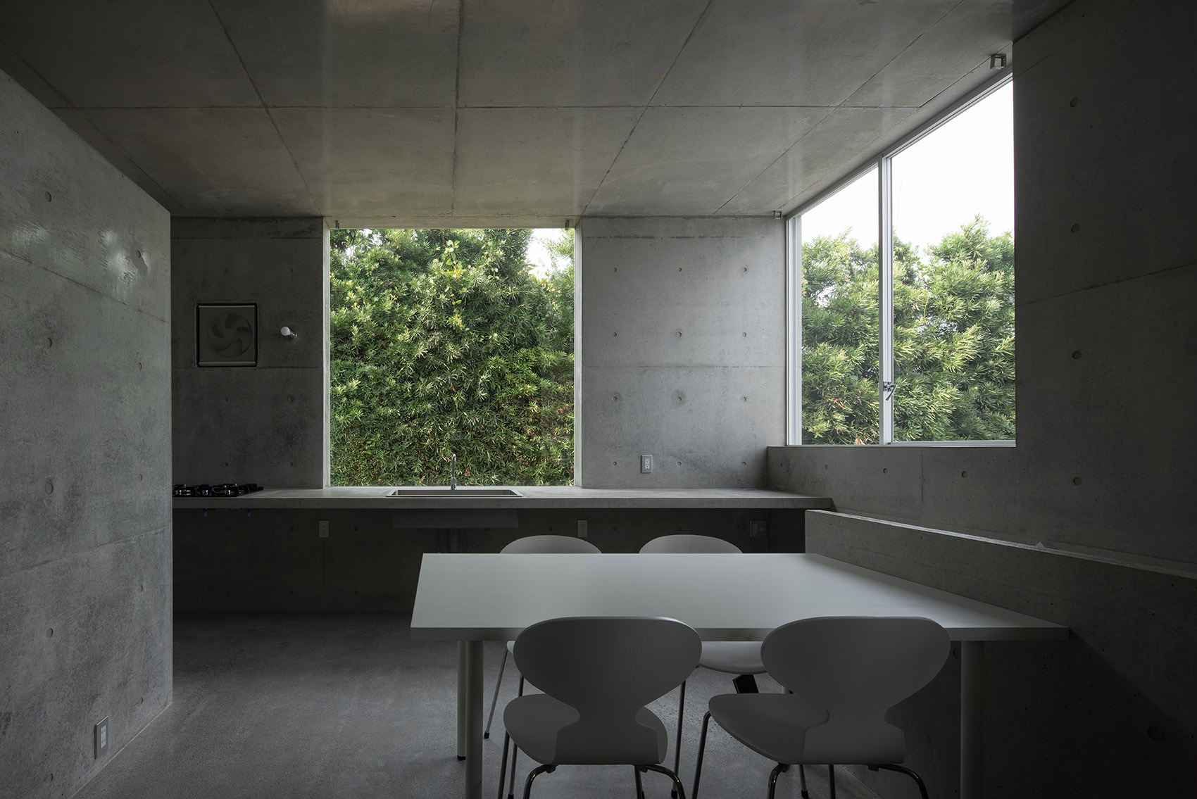 House in Akitsu by Kazunori Fujimoto - 谷德设计网