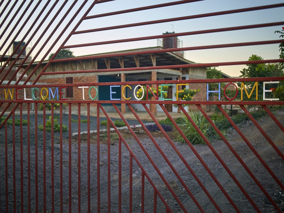 econef childrens center by asante architecture design and lonnqvist vanamo architects