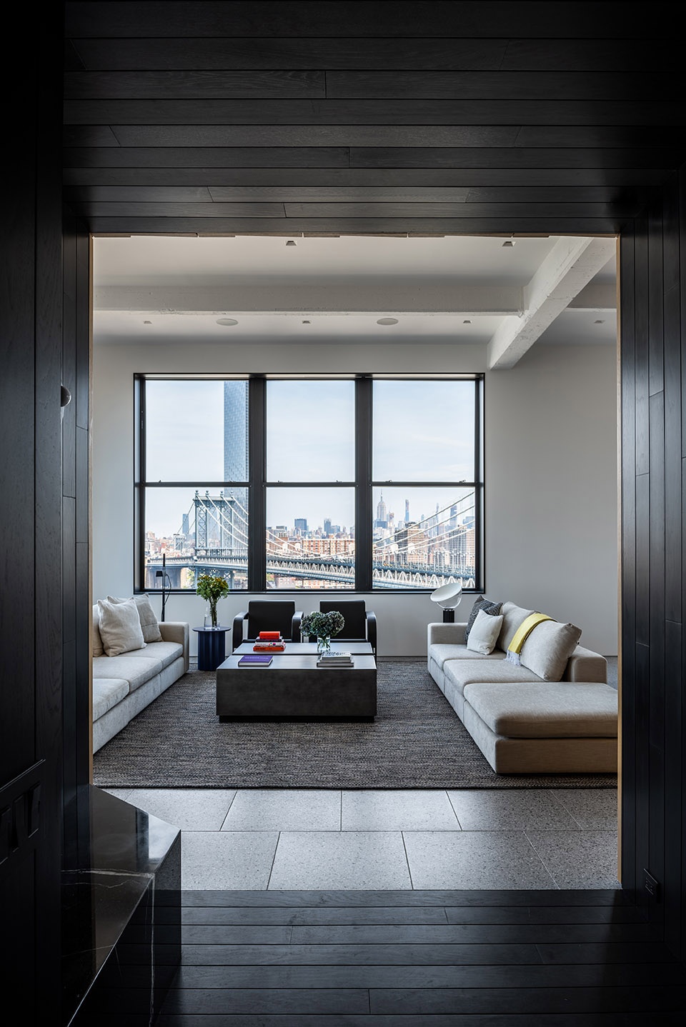 four corners loft by worrell yeung