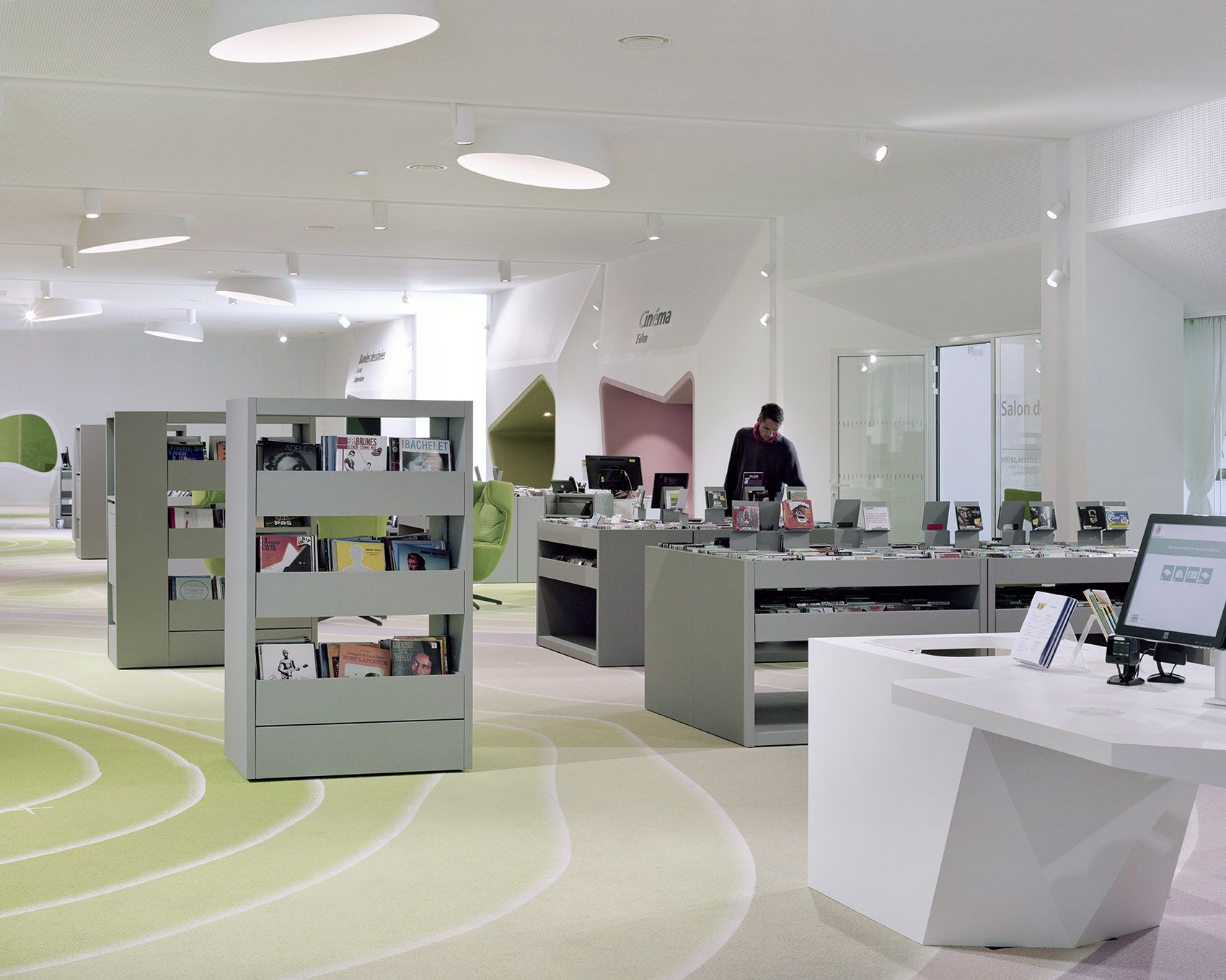 Transformation of the Museum of Fine Arts of Dunkirk into a library by