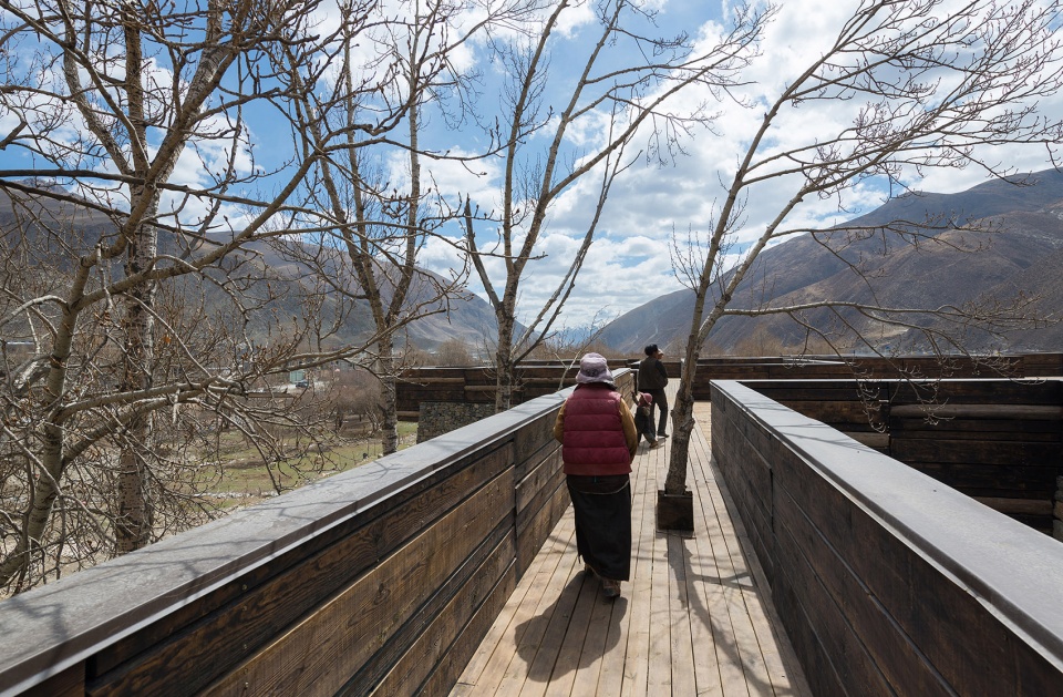 jianamani visitor center china by atelier teamminus