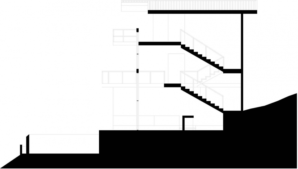 balcony house by laboratory sustaining design