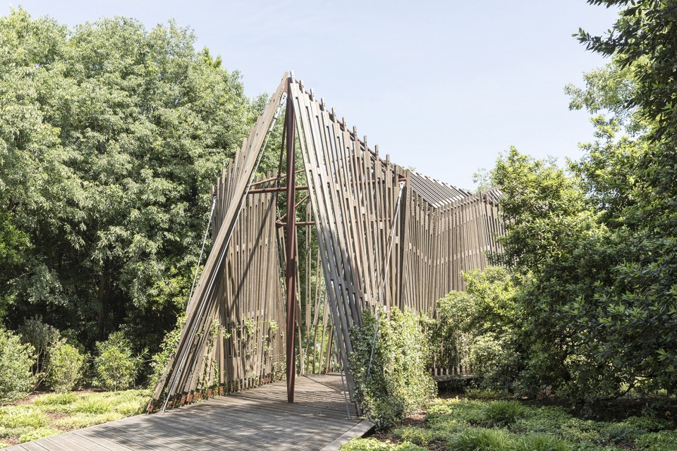 vatican chapel by foster partners