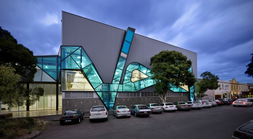 national institute of circus arts by cox architecture
