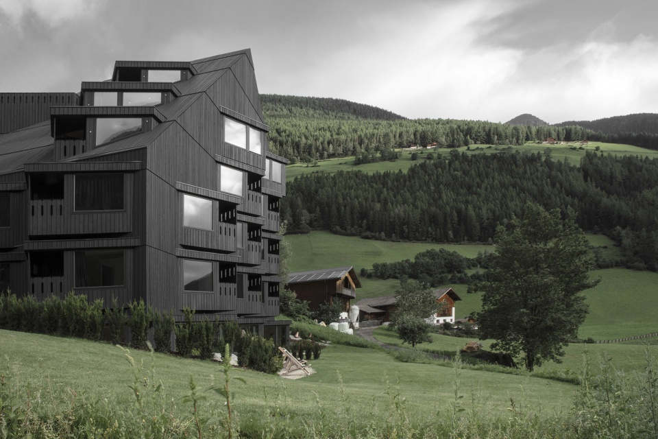 hotel buhelwirt by pedevilla architects