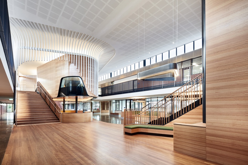 luther college middle school by cox architecture
