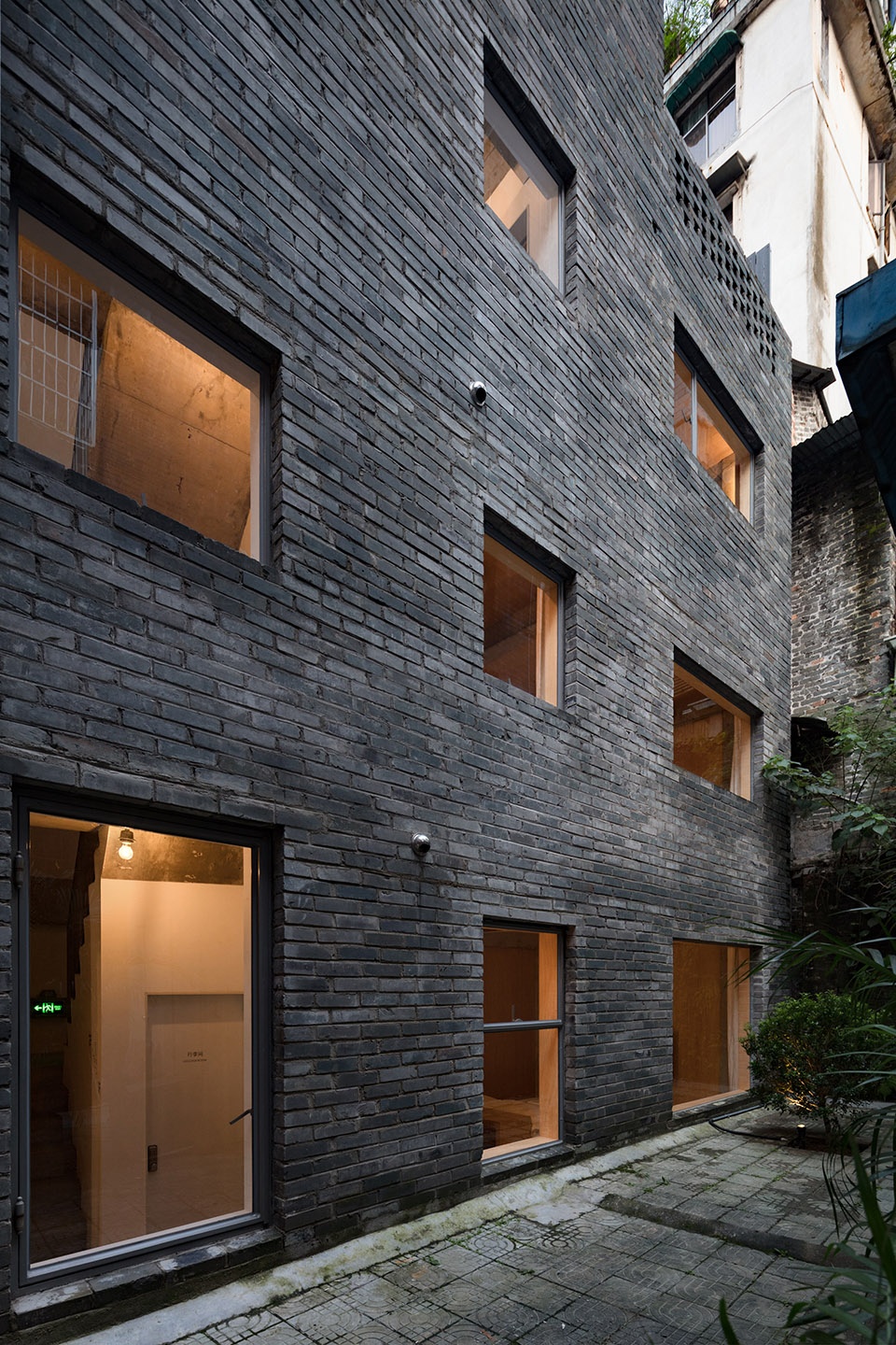 hotel farnear xinyuqingli st china by kooo architects