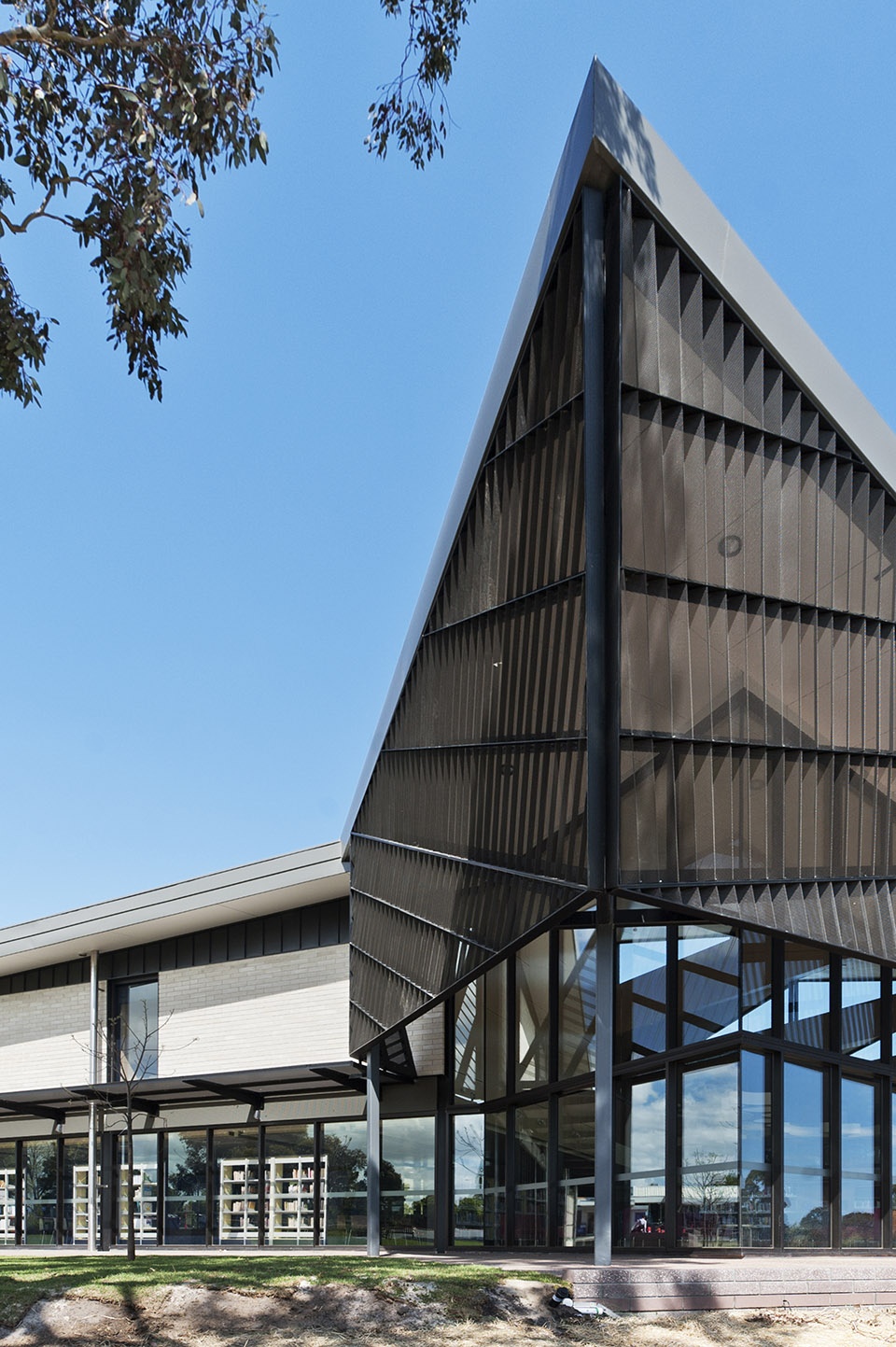 plc learning resource centre by cox architecture