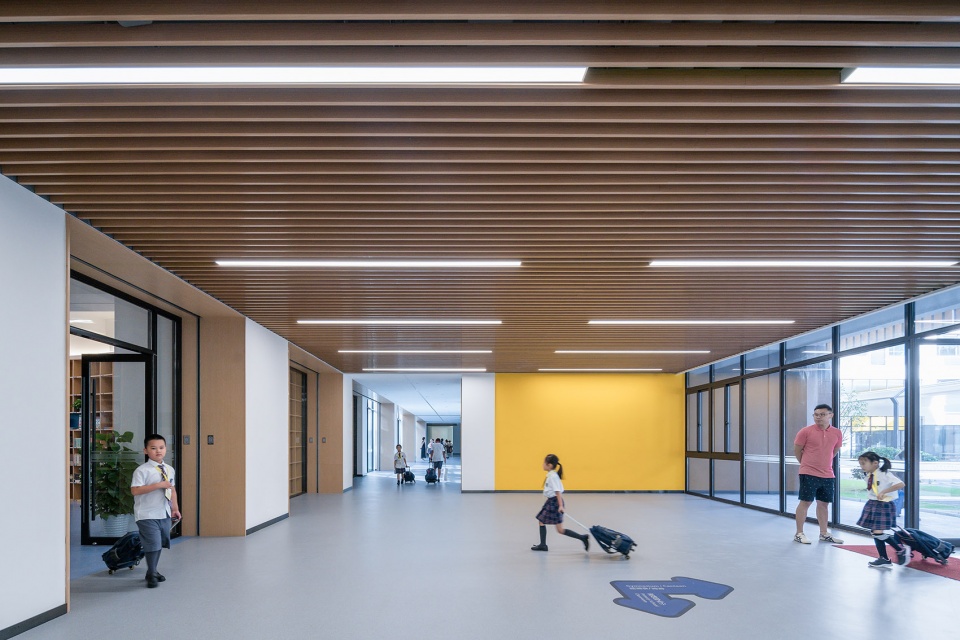 shanghai united international school qingpu campus china by tobe architects